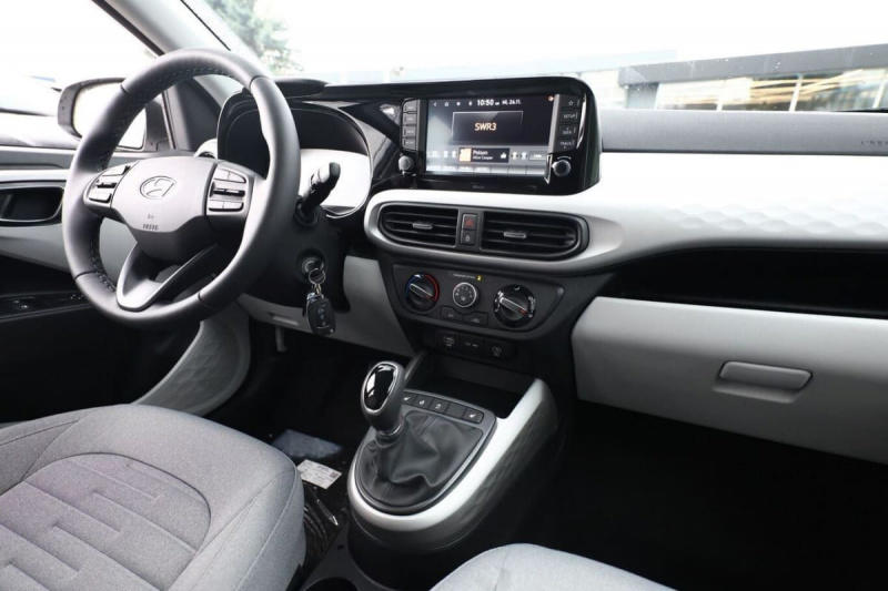 Hyundai i10 1.2 Mpi 79 At5