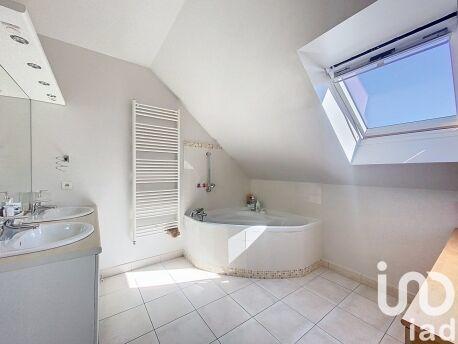 Maison - 139 m² - 5 pièces