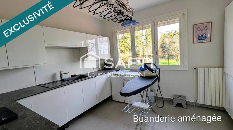 Villa - 291 m² - 13 pièces