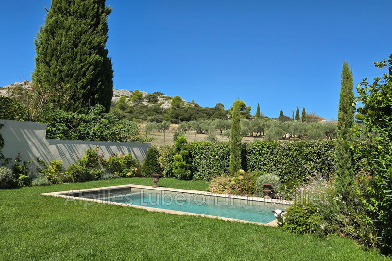 Maison - 102 m² - 4 pièces