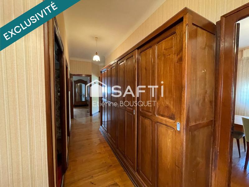 Maison - 206 m² - 9 pièces