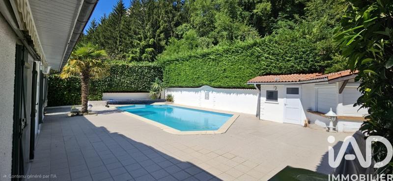 Maison - 122 m² - 6 pièces