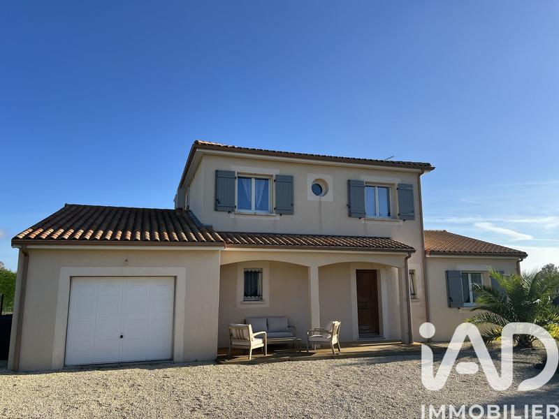 Maison de village - 134 m² - 5 pièces