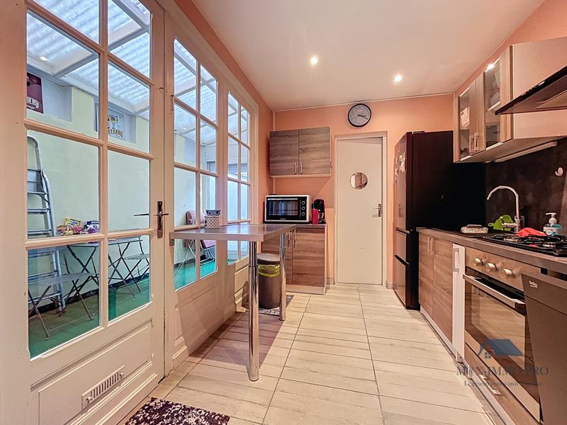 Maison - 95 m² - 5 pièces