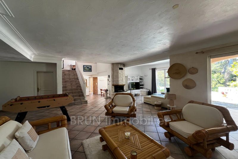 Villa - 280 m² - 7 pièces