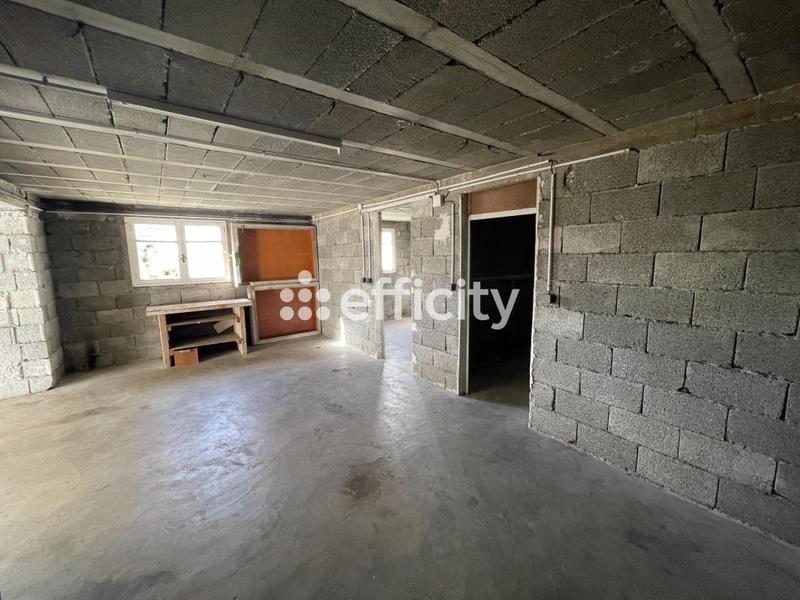 Maison - 82 m² - 6 pièces