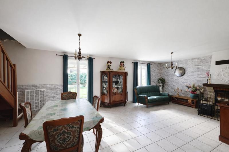 Maison - 110 m² - 5 pièces