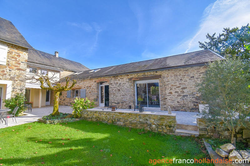 Gîte - 406 m² - 14 pièces