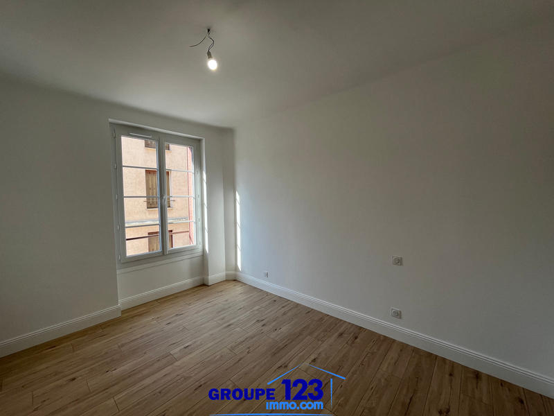 Appartement - 97 m² - 4 pièces