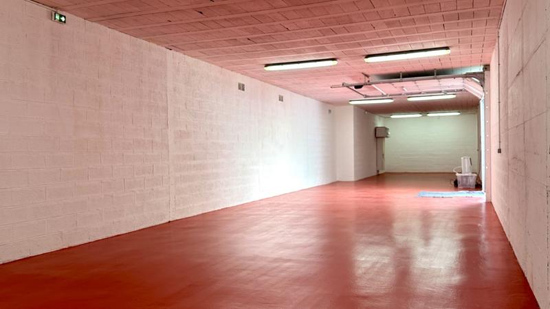Entrepôt - 157 m²
