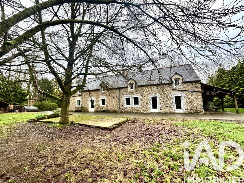 Maison - 160 m² - 9 pièces