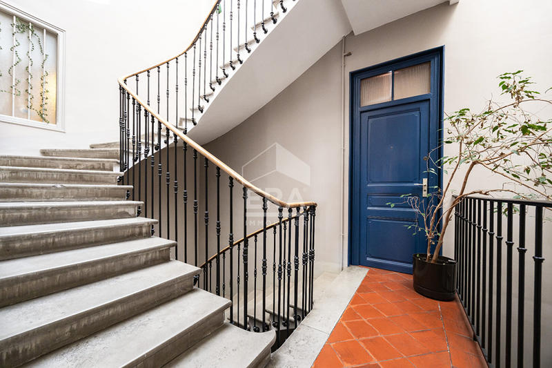 Appartement - 140 m² - 6 pièces