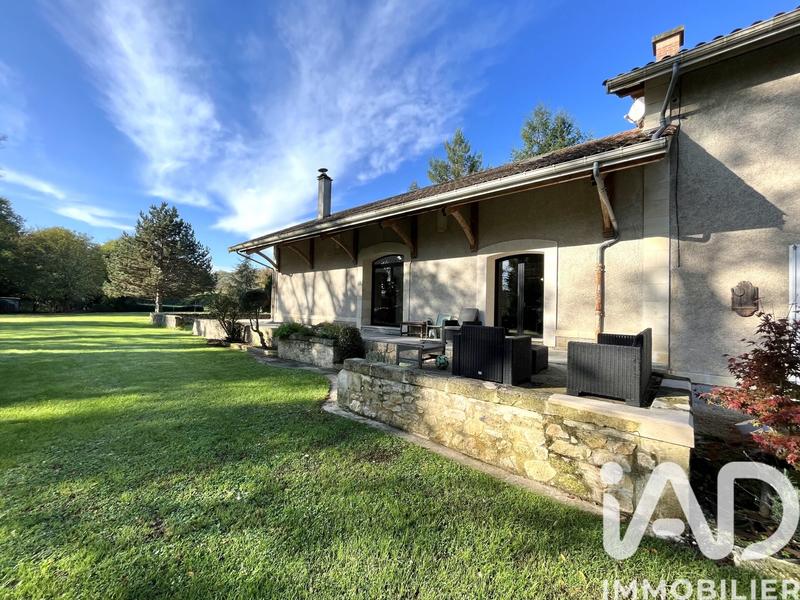 Maison de campagne - 283 m² - 8 pièces