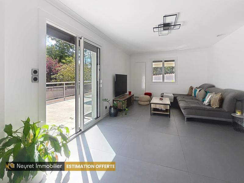 Villa - 190 m² - 7 pièces