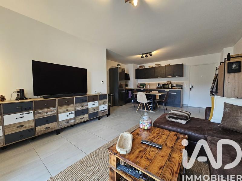 Appartement - 60 m² - 3 pièces