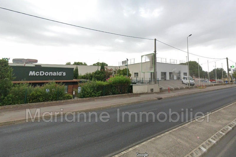 Local commercial - 1 000 m²
