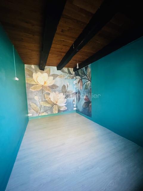 Maison de village - 107 m² - 6 pièces