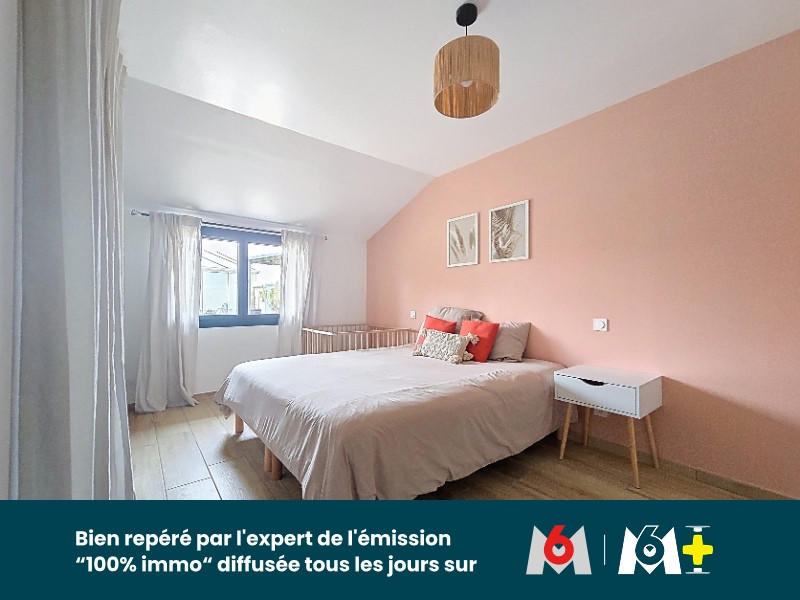 Maison - 180 m² - 8 pièces