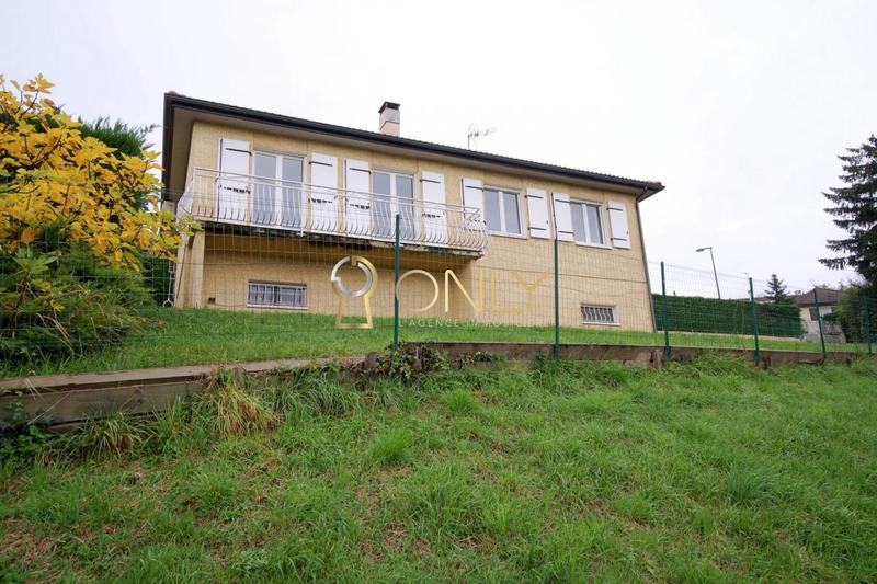 Maison - 88 m² - 4 pièces