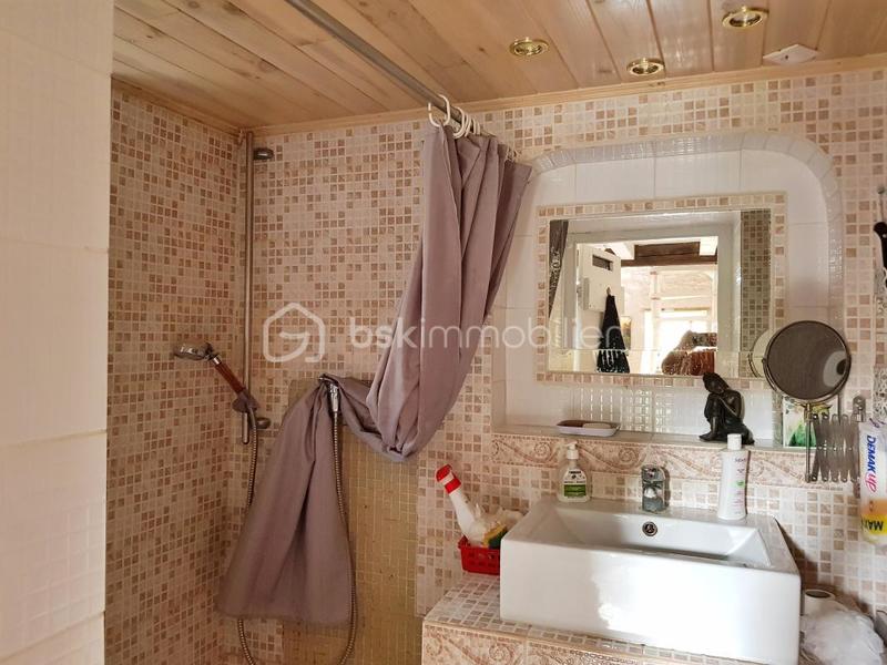 Maison en pierre - 77 m² - 5 pièces