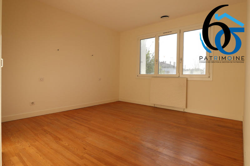 Maison - 102 m² - 4 pièces