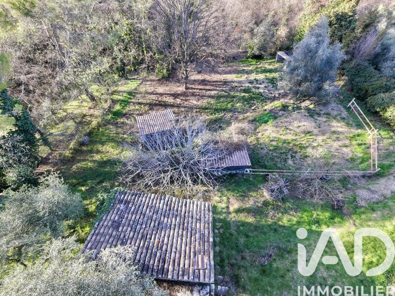 Maison - 220 m² - 7 pièces