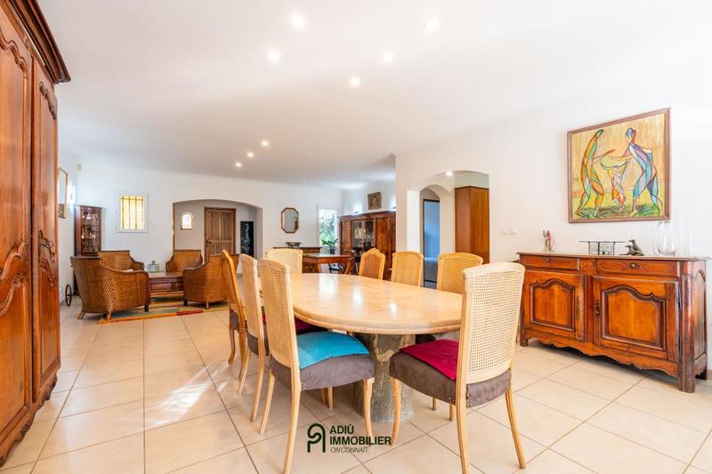 Villa - 170 m² - 5 pièces