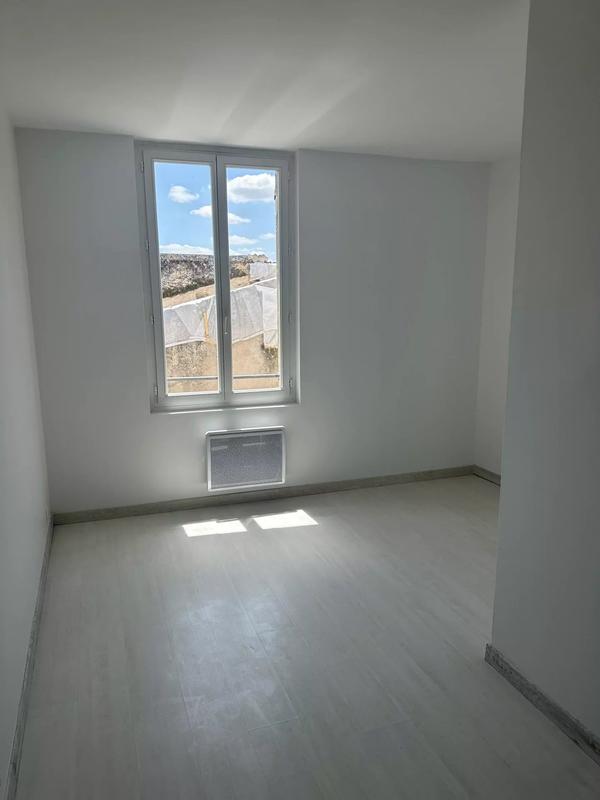 Maison - 92 m² - 5 pièces