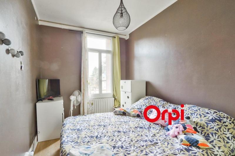 Appartement - 75 m² - 5 pièces