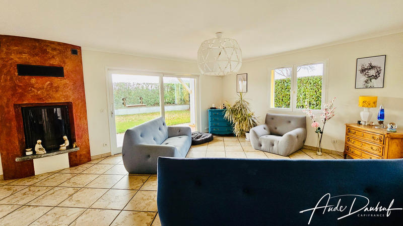 Maison - 215 m² - 6 pièces