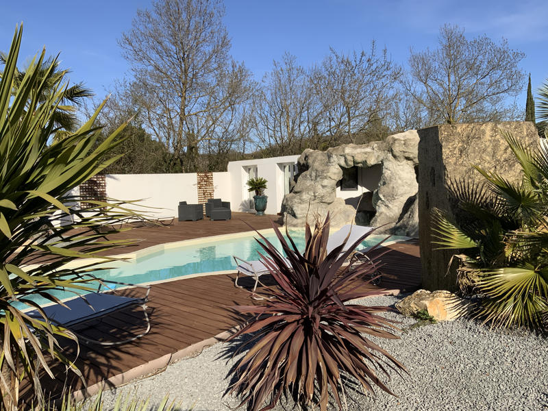 Maison - 168 m² - 6 pièces