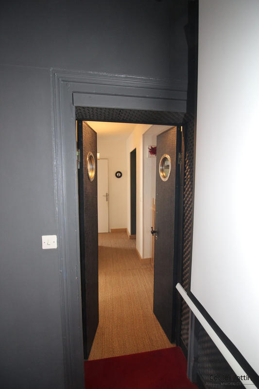 Maison ancienne - 221 m² - 9 pièces