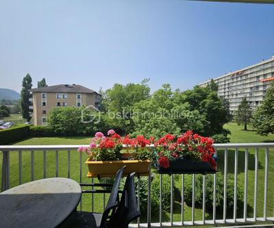 Appartement - 94 m² - 5 pièces