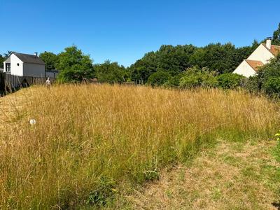 Terrain constructible - 594 m²