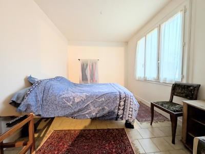 Maison - 99 m² - 5 pièces