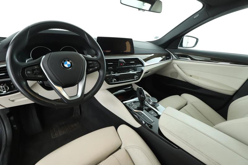Bmw Série 5 520dA xDrive Luxury 190 ch