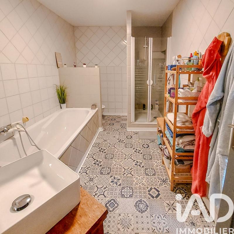 Maison - 236 m² - 10 pièces