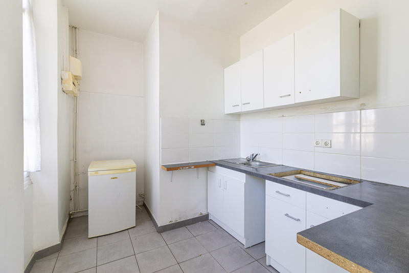 Maison - 220 m² - 6 pièces