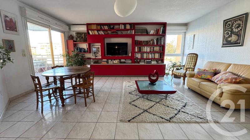 Appartement - 100 m² - 3 pièces