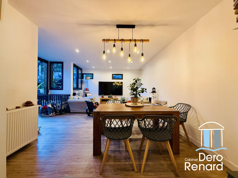 Maison ancienne - 148 m² - 8 pièces