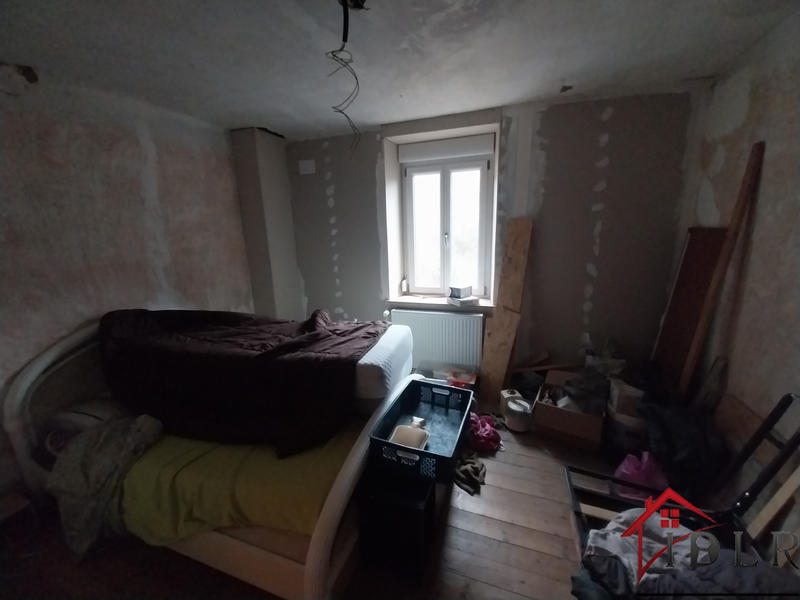 Propriété - 100 m² - 5 pièces