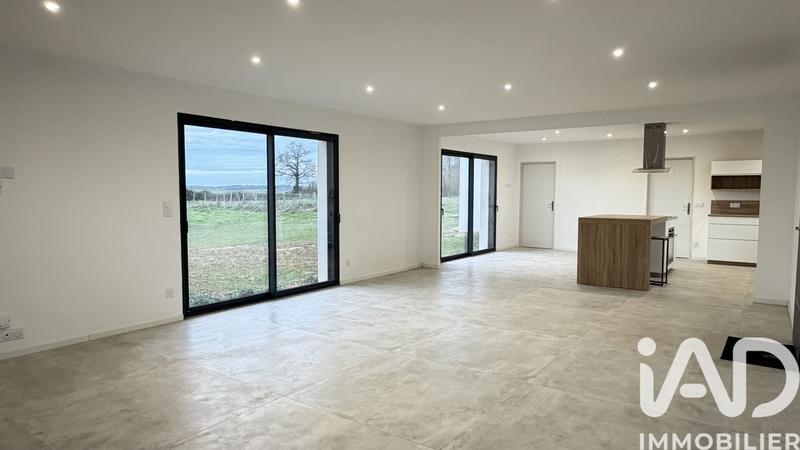 Maison - 163 m² - 6 pièces