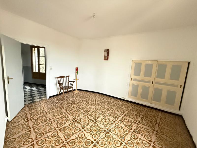 Maison de village - 111 m² - 6 pièces