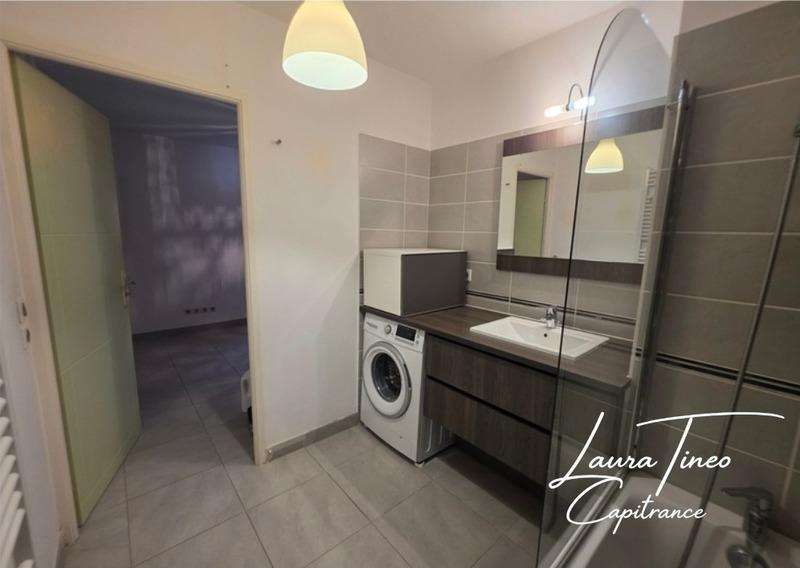 Appartement - 75 m² - 4 pièces