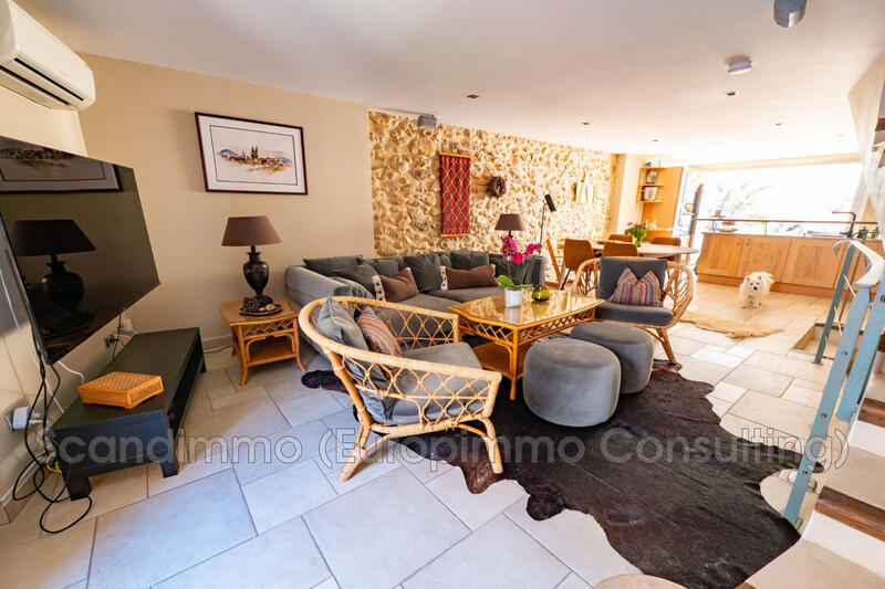 Maison - 102 m² - 5 pièces