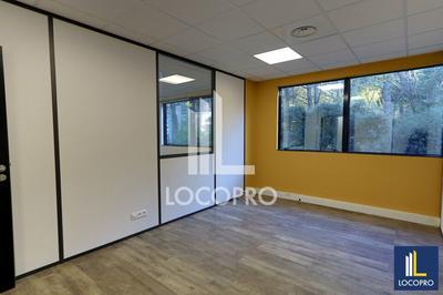 Bureau - 176 m²