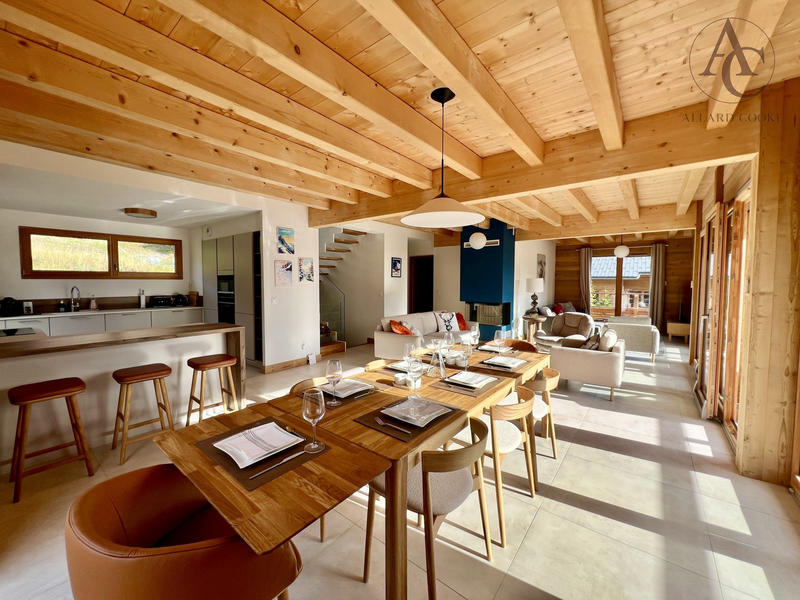 Châlet - 193 m² - 6 pièces