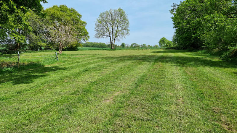 Maison - 240 m² - 21 pièces