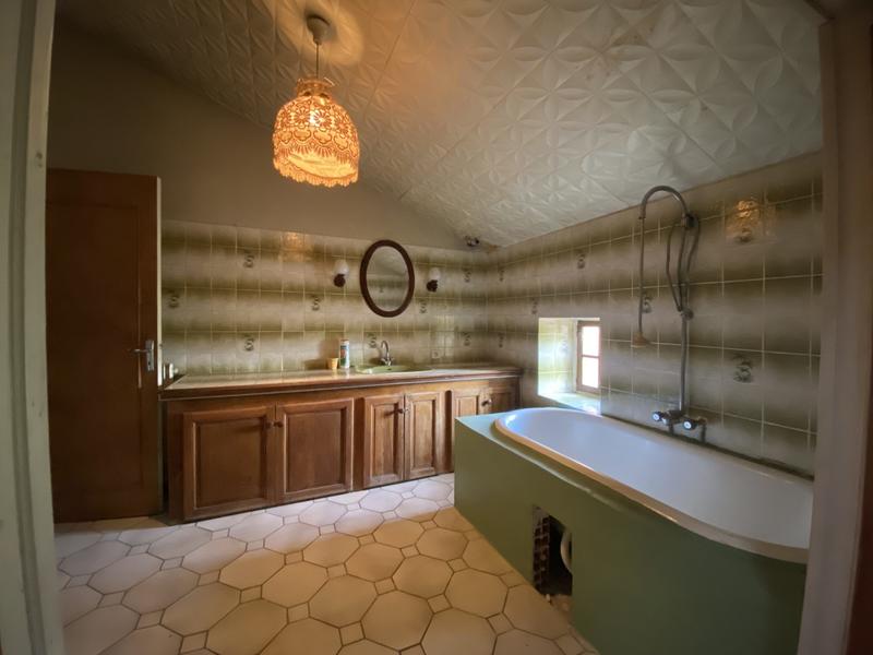 Appartement - 161 m² - 5 pièces