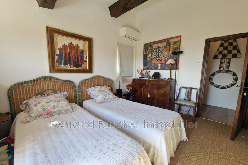 Maison - 250 m² - 10 pièces